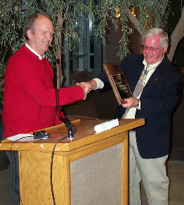 Bill King gives award to Dick Hildreth