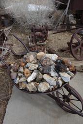 A wheelbarrow full of pretty rocks [thu feb 9 13:03:11 mst 2017]