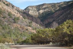 Looking back at the pigeon creek gorge [sat oct 8 17:48:23 mdt 2016]