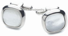 IDHQ Men's Jewelry Accessories Mother of Pearl or Black Onyx Cuff Links. Copyright milnejewelry.com